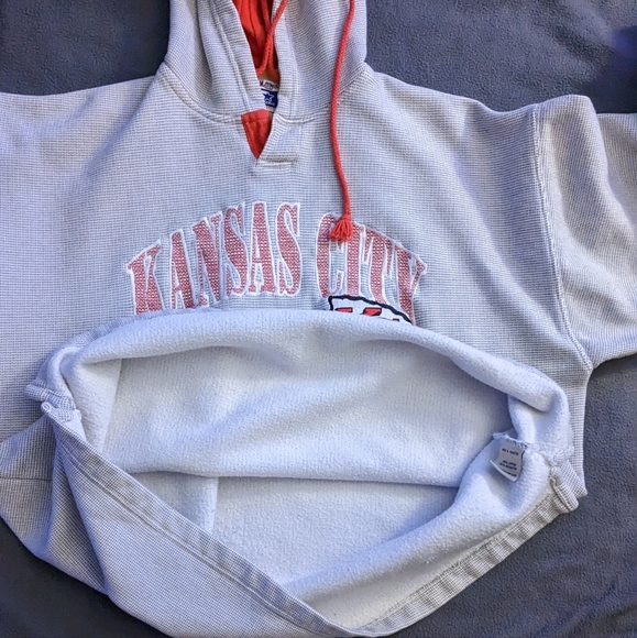 Vintage Kansas City Chief's Classic NFL Team Collection Hoodie by Starter - Picture 9 of 13